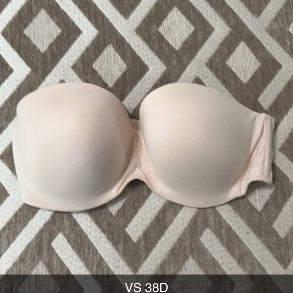 Victoria’s Secret 1/2 bra